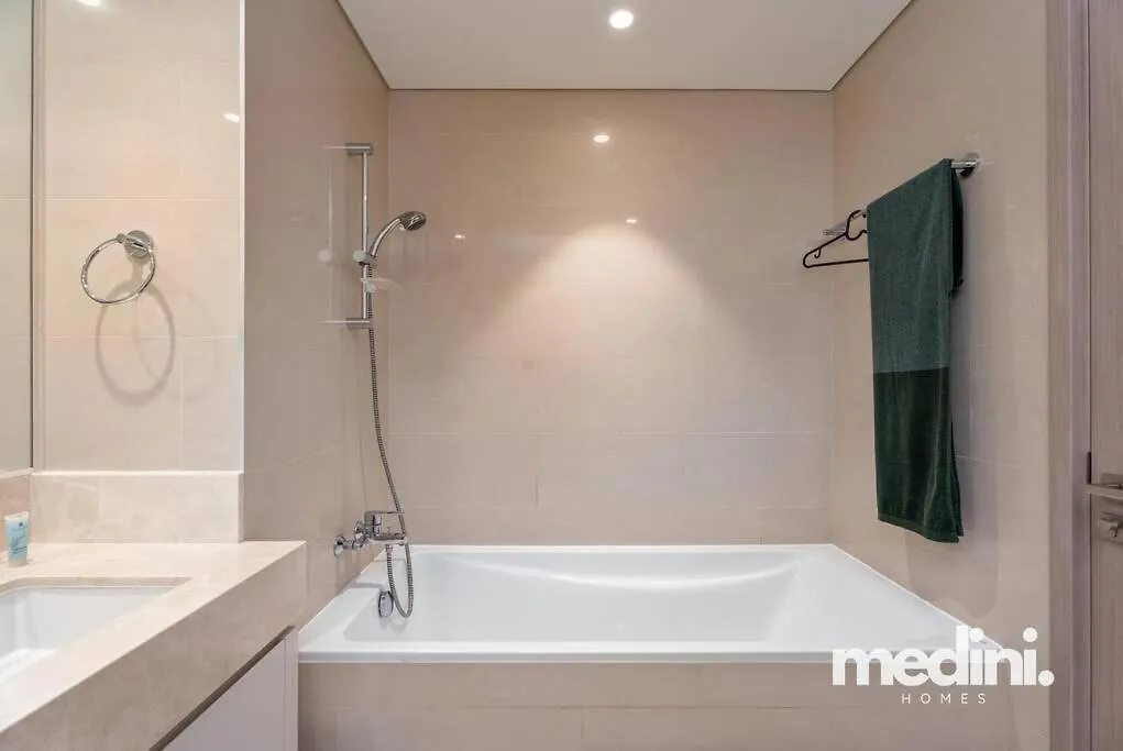 Apartment 2 Bedroom - Emaar Act Two - Downtown Dubai
